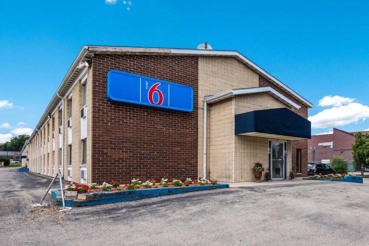 6-madison, Wi - East Hotel 2*