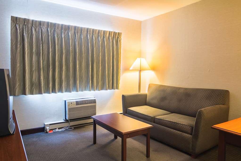 Hotel 6-madison, Wi - East 2*